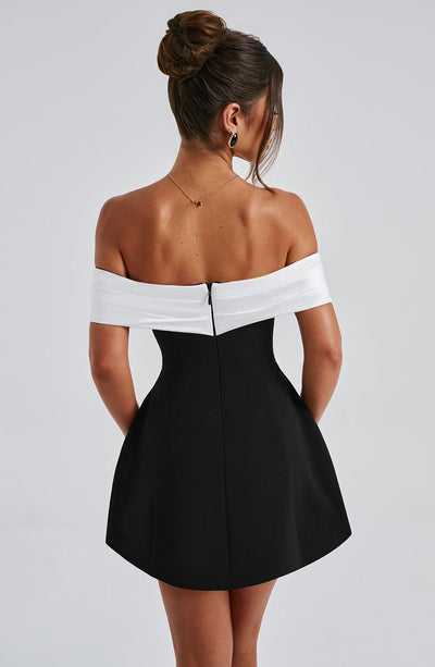 DALIA BOW